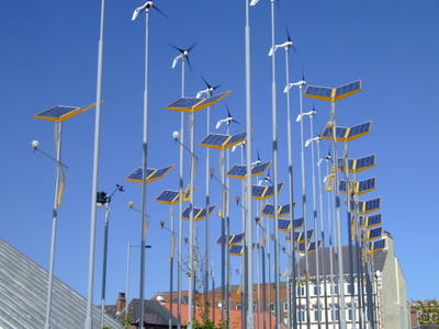 山东“十三五”战略性新兴产业发展规划 2020年光伏装机目标与全球新能源网建设展望